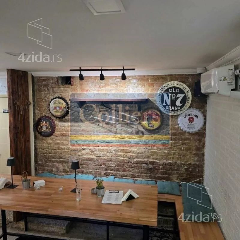 Lokal | 4zida