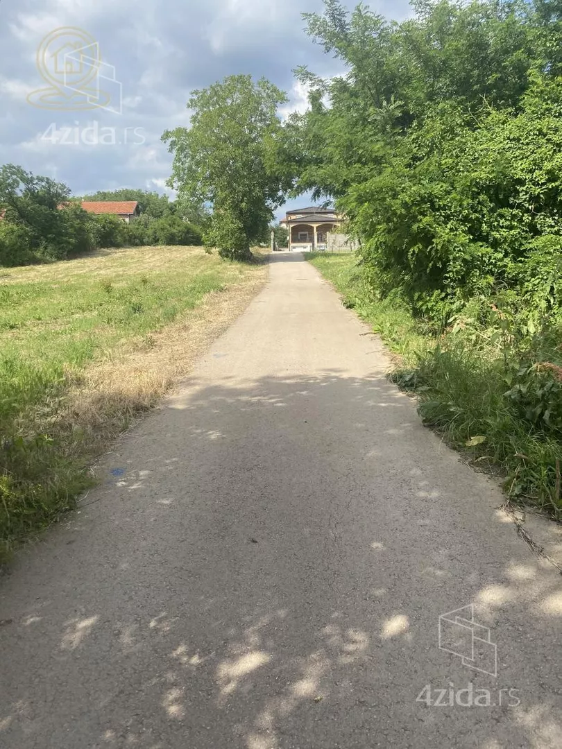Plac | 4zida
