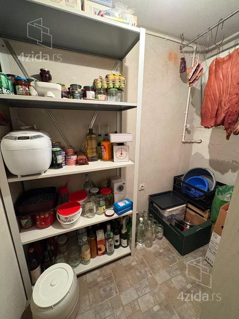 3-etažna kuća | 4zida