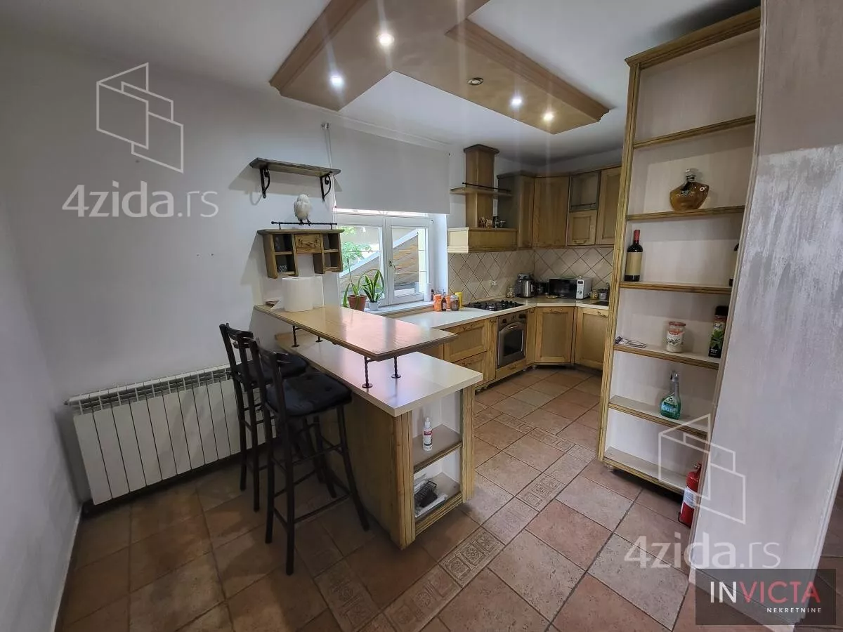 Kuća | 4zida