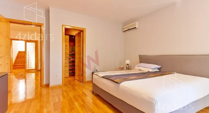 4-etažna kuća | 4zida