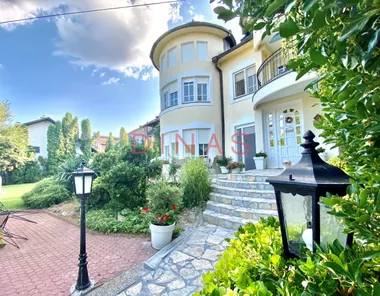 Sremska Kamenica