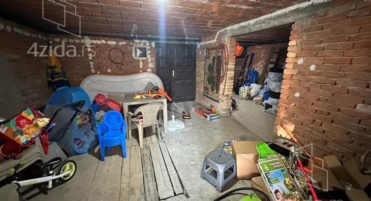 3-etažna kuća | 4zida