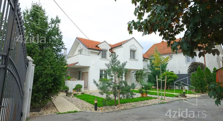 4-etažna kuća | 4zida