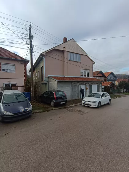 Čemernička 4 | 4zida.rs