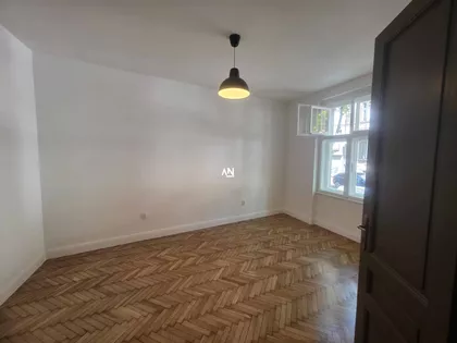 Skender Begova | 4zida.rs