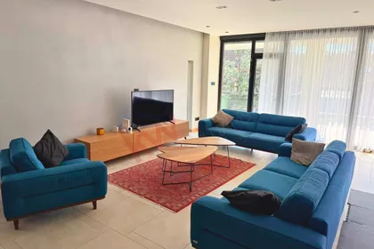 Generala Anrija | 4zida.rs