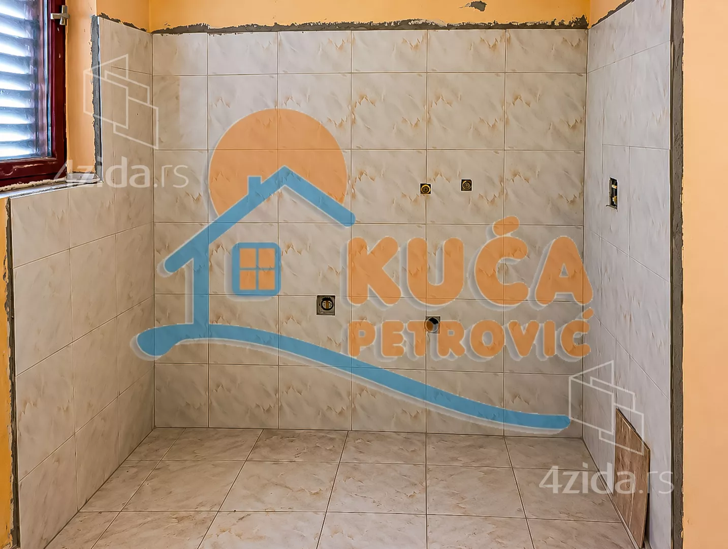 Lokal | 4zida