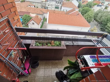 Karađorđeva | 4zida.rs
