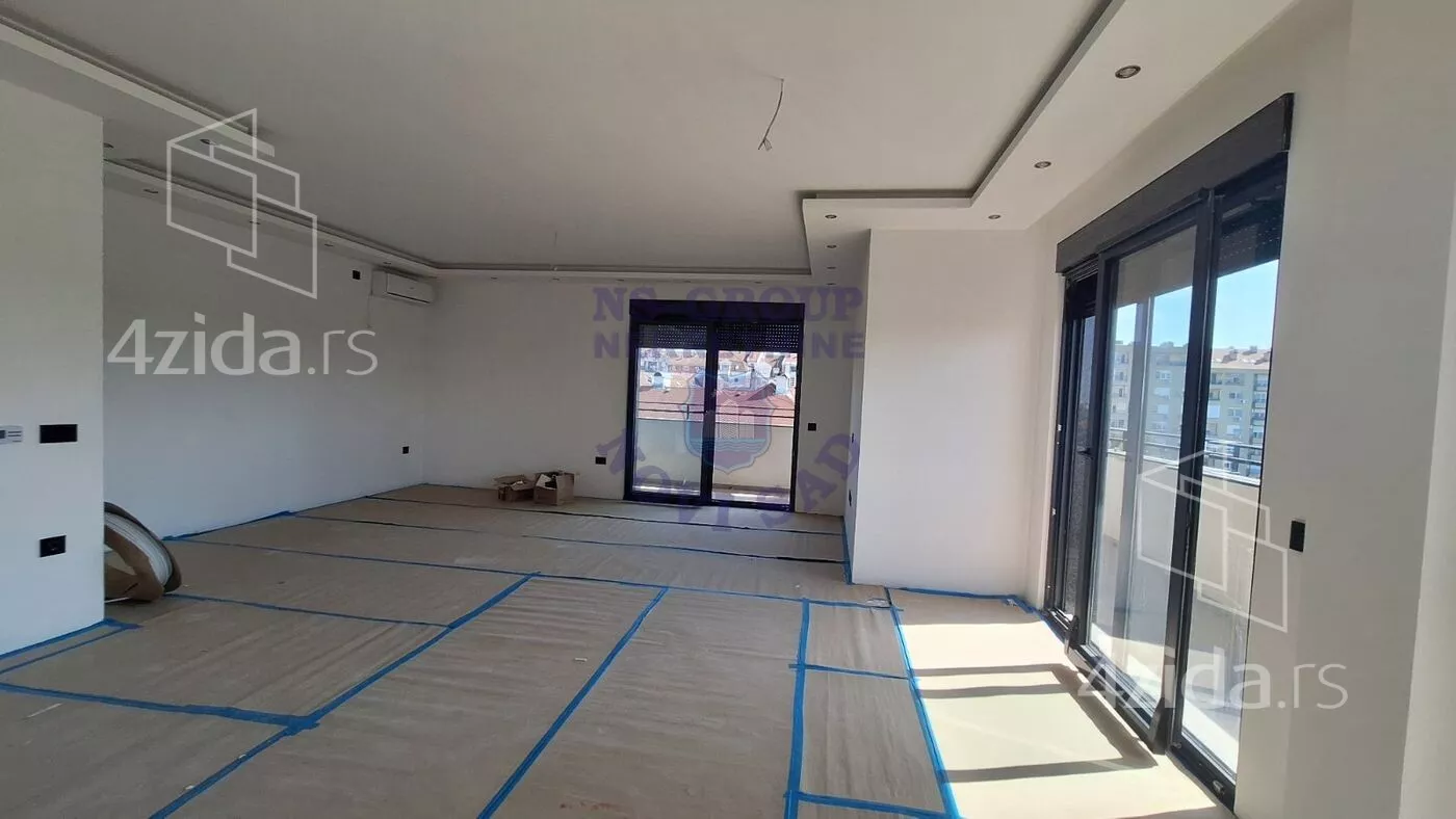 Petosoban stan | 4zida