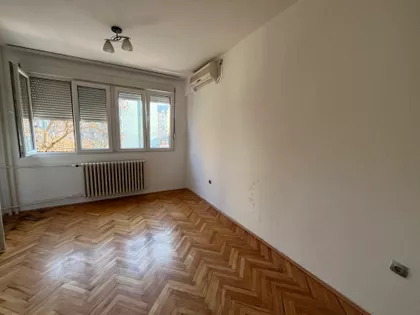 Jovana Ristića | 4zida.rs