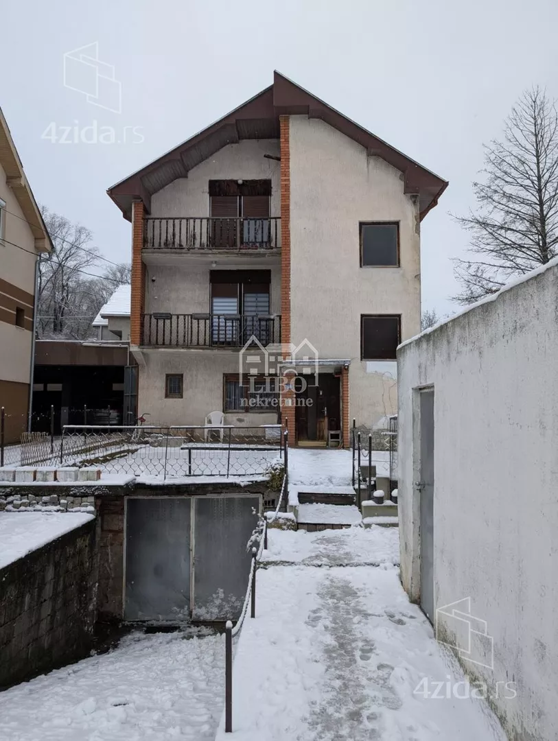 Kuća | 4zida