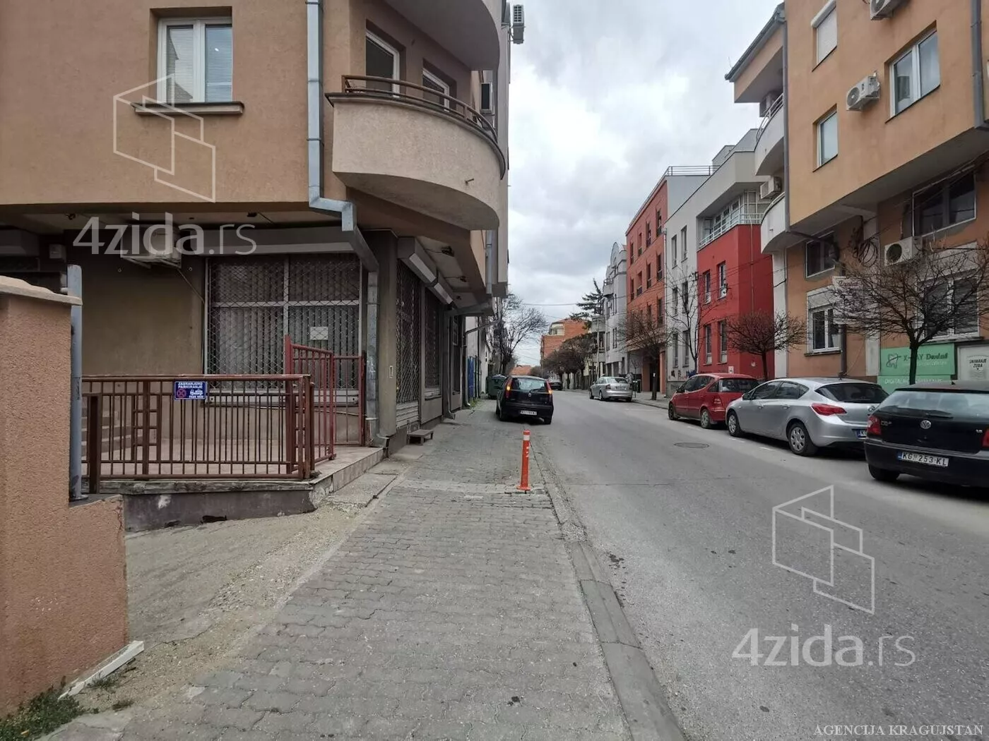 Poslovni prostor | 4zida