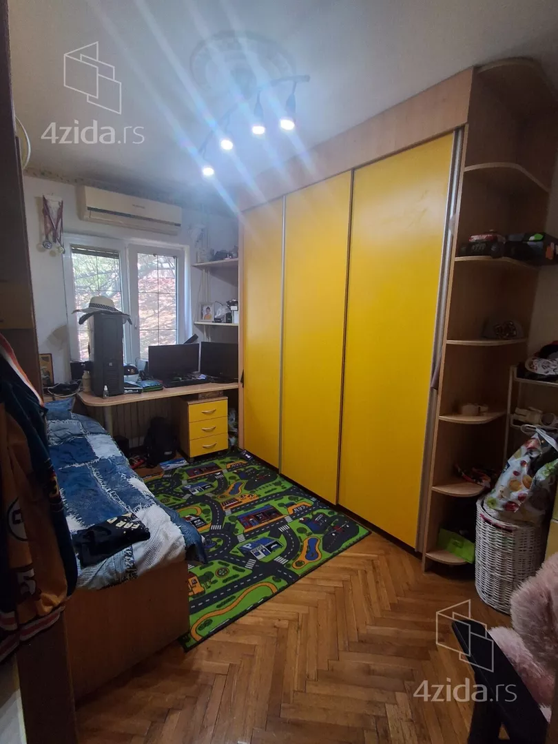 4-etažna kuća | 4zida