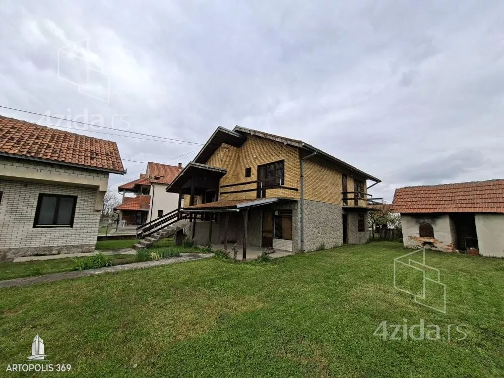 3-etažna kuća | 4zida