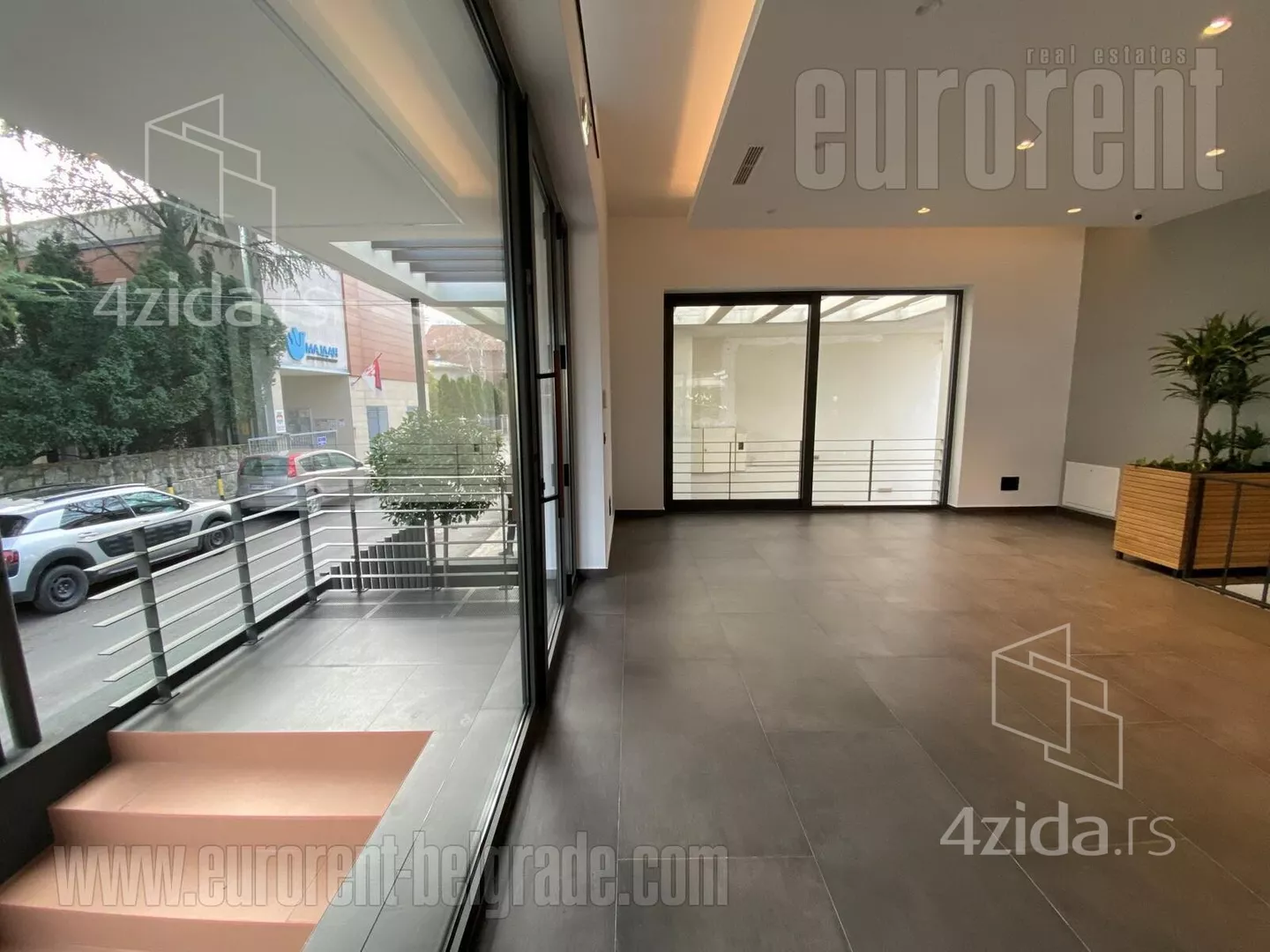 Lokal | 4zida