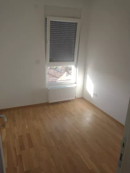 Karađorđeva | 4zida.rs