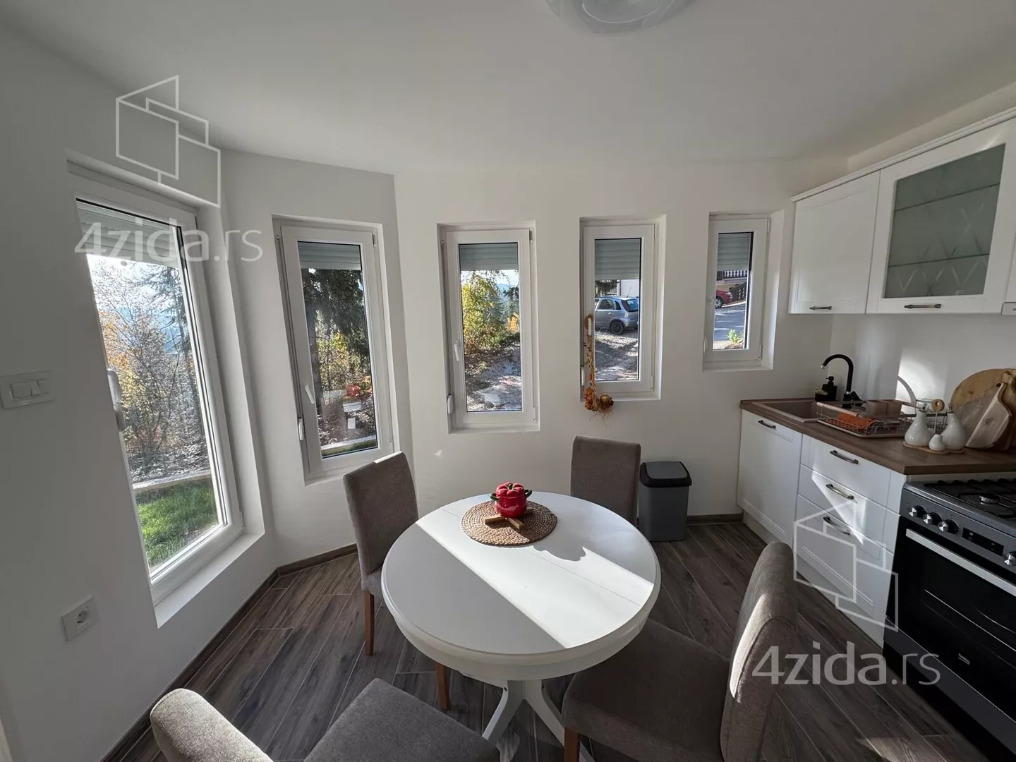 3-etažna kuća | 4zida