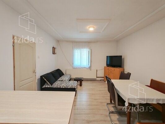 Продается 1-этажный дом, Opština Зренянин, Melenci, 65.000€, 104m² — фото