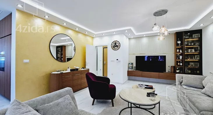 Petosoban stan | 4zida