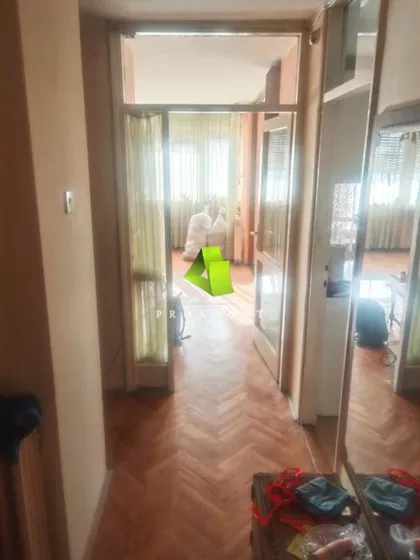 Dom Zdravlja | 4zida.rs