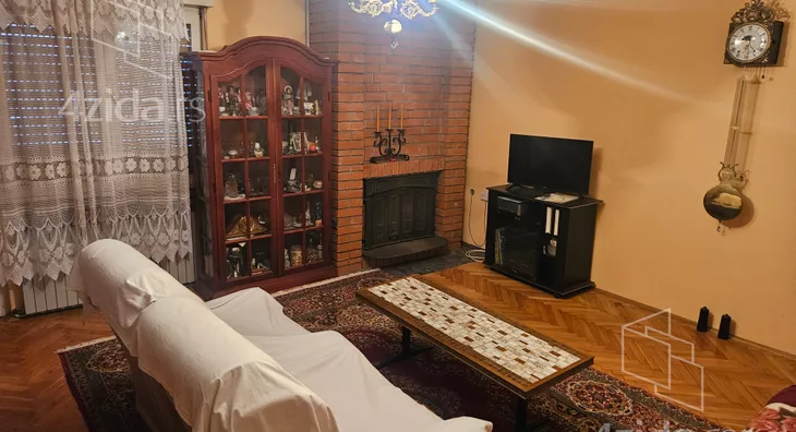 4-etažna kuća | 4zida