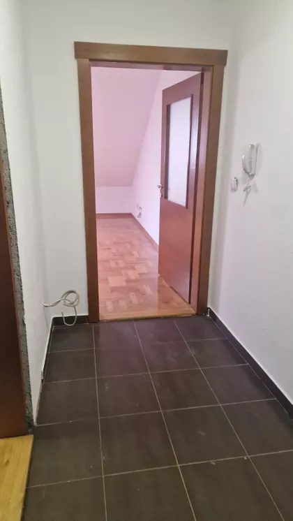 Nemanjina 24 | 4zida.rs