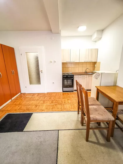 Stan na prodaju · 25 m² · Petrovaradin, Gradske lokacije, Novi Sad