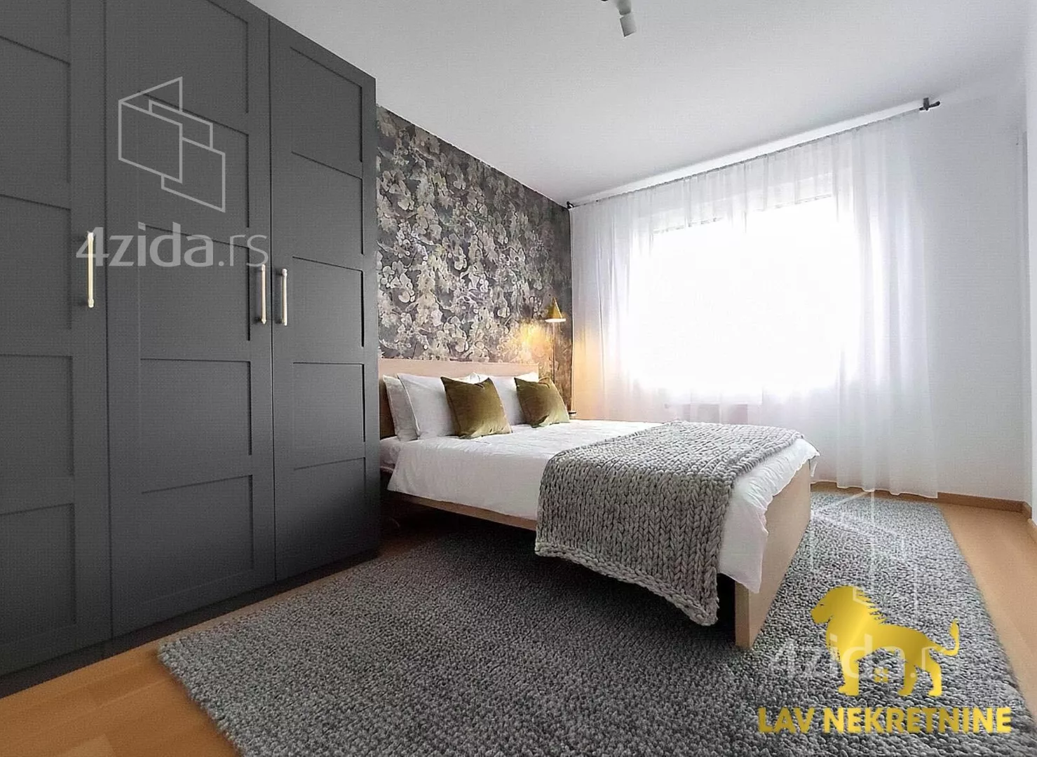 Četvorosoban stan | 4zida
