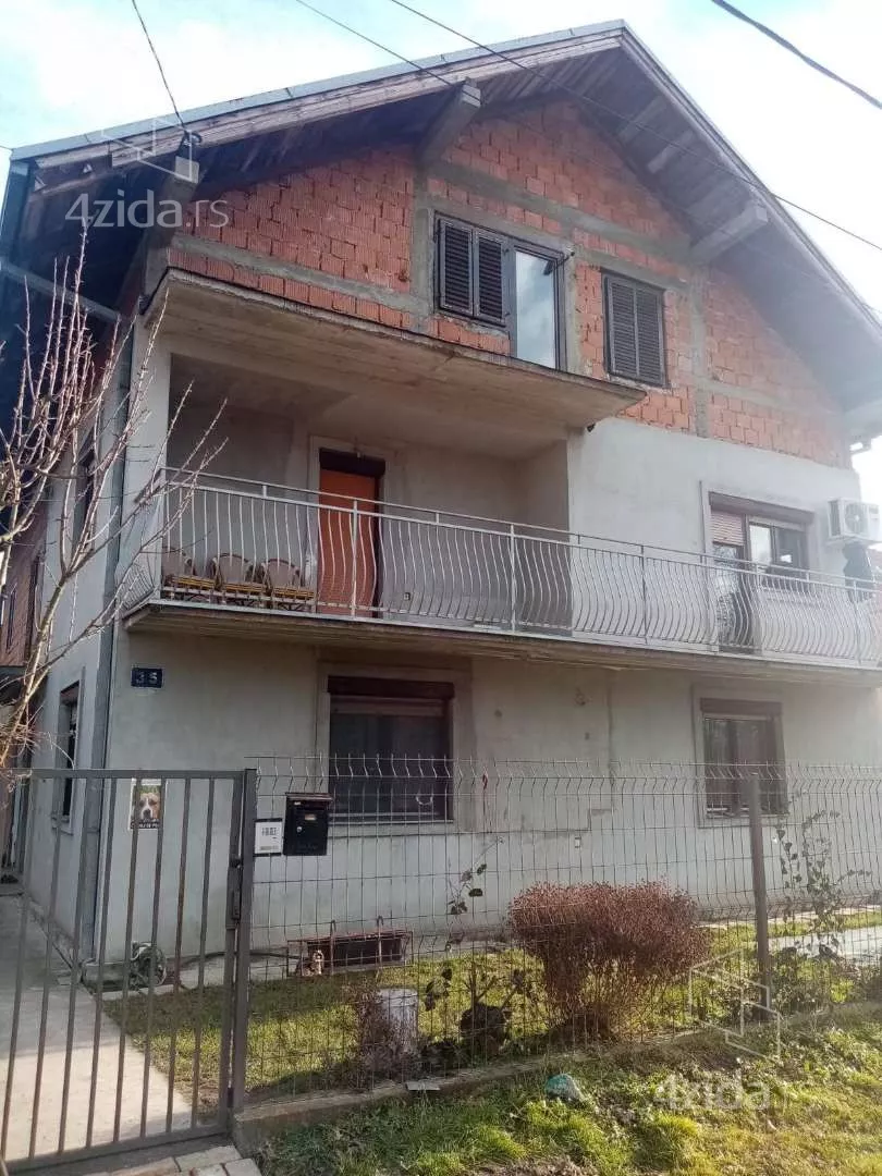 2-etažna kuća | 4zida