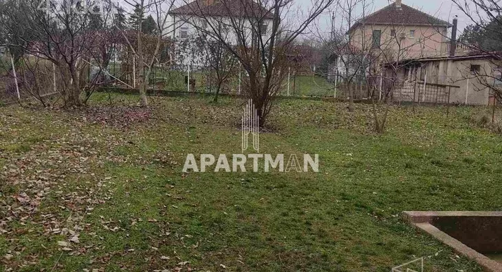 5-etažna kuća | 4zida