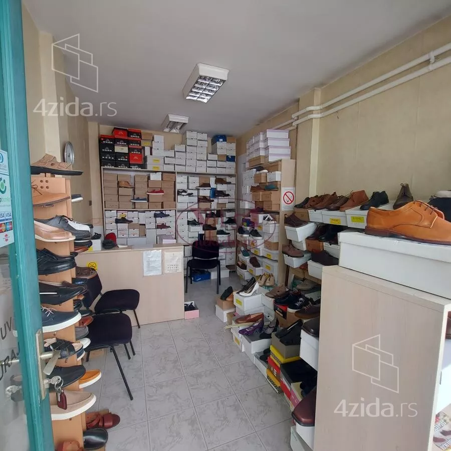Lokal | 4zida