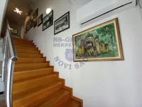 Šestosoban stan | 4zida