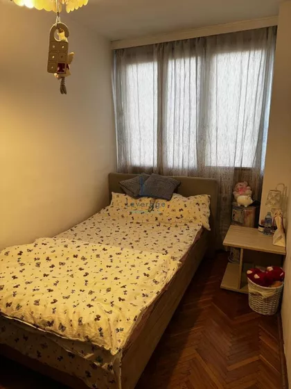 Ustanička | 4zida.rs