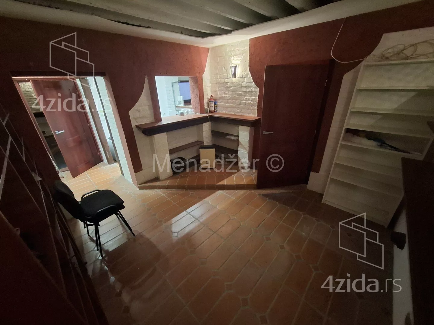 Troiposoban stan | 4zida