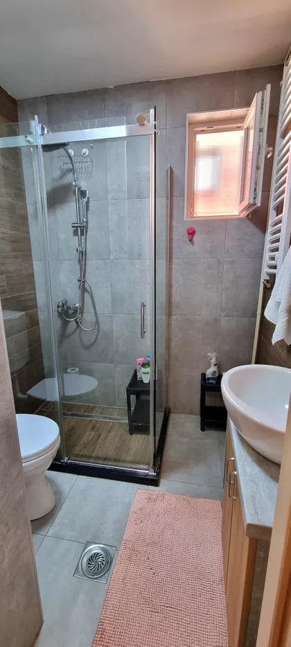 Koste Stamenkovića 10 | 4zida.rs