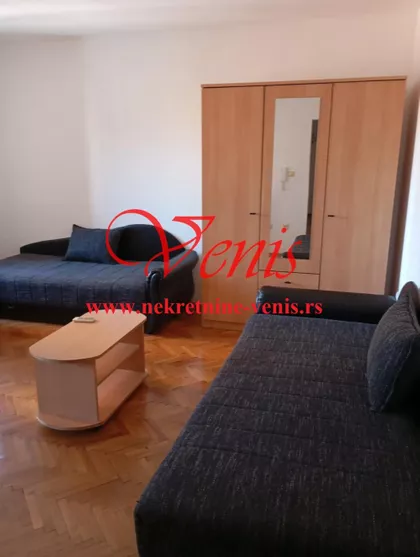Petra Drapšina | 4zida.rs