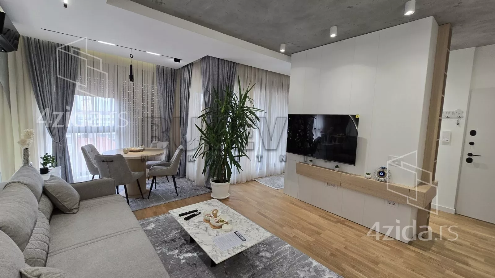 Jednoiposoban stan | 4zida