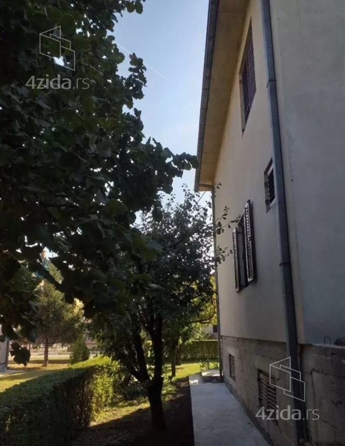 3-etažna kuća | 4zida