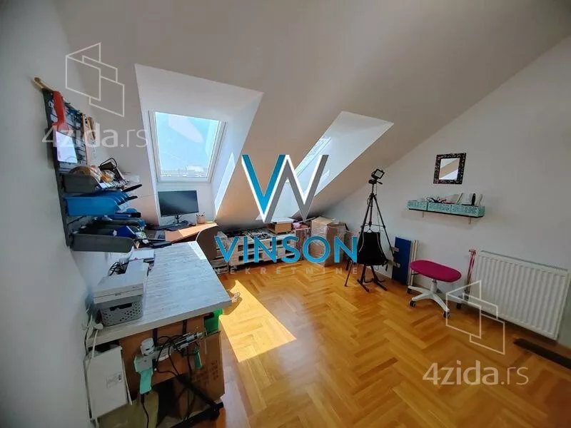 Troiposoban stan | 4zida