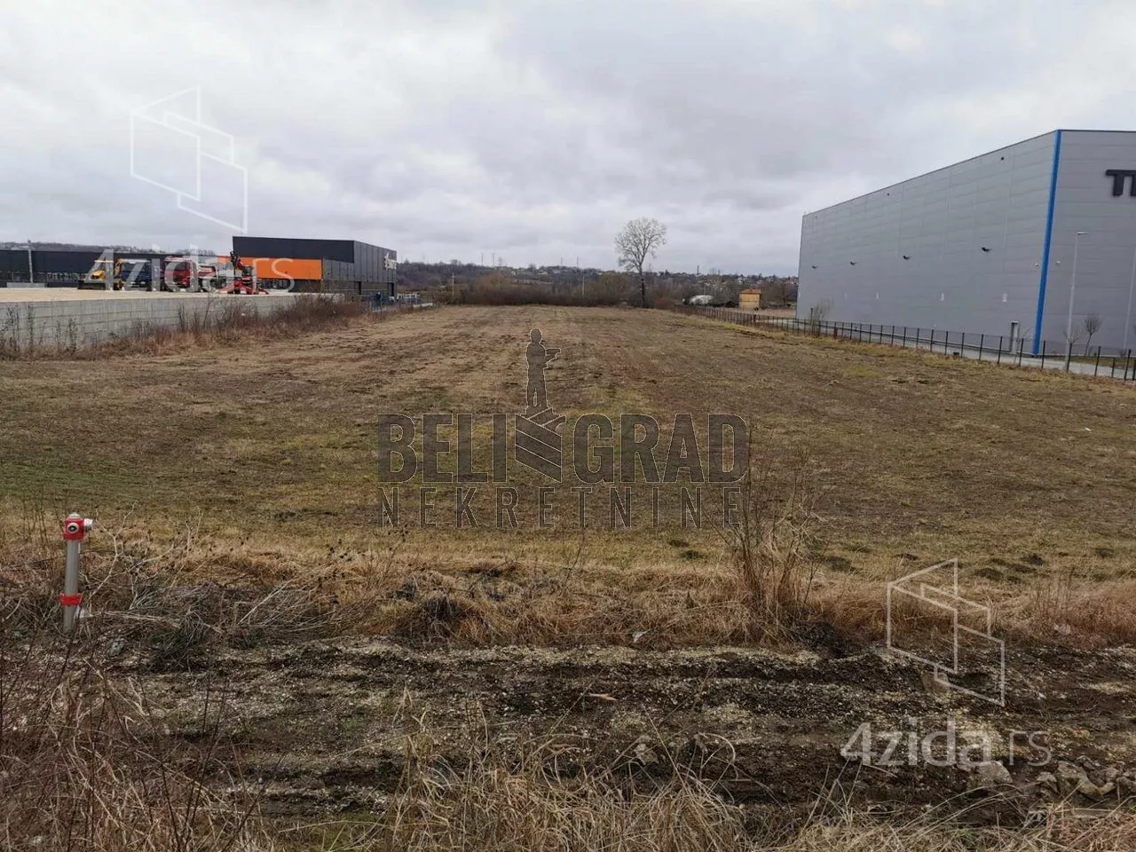 Plac | 4zida