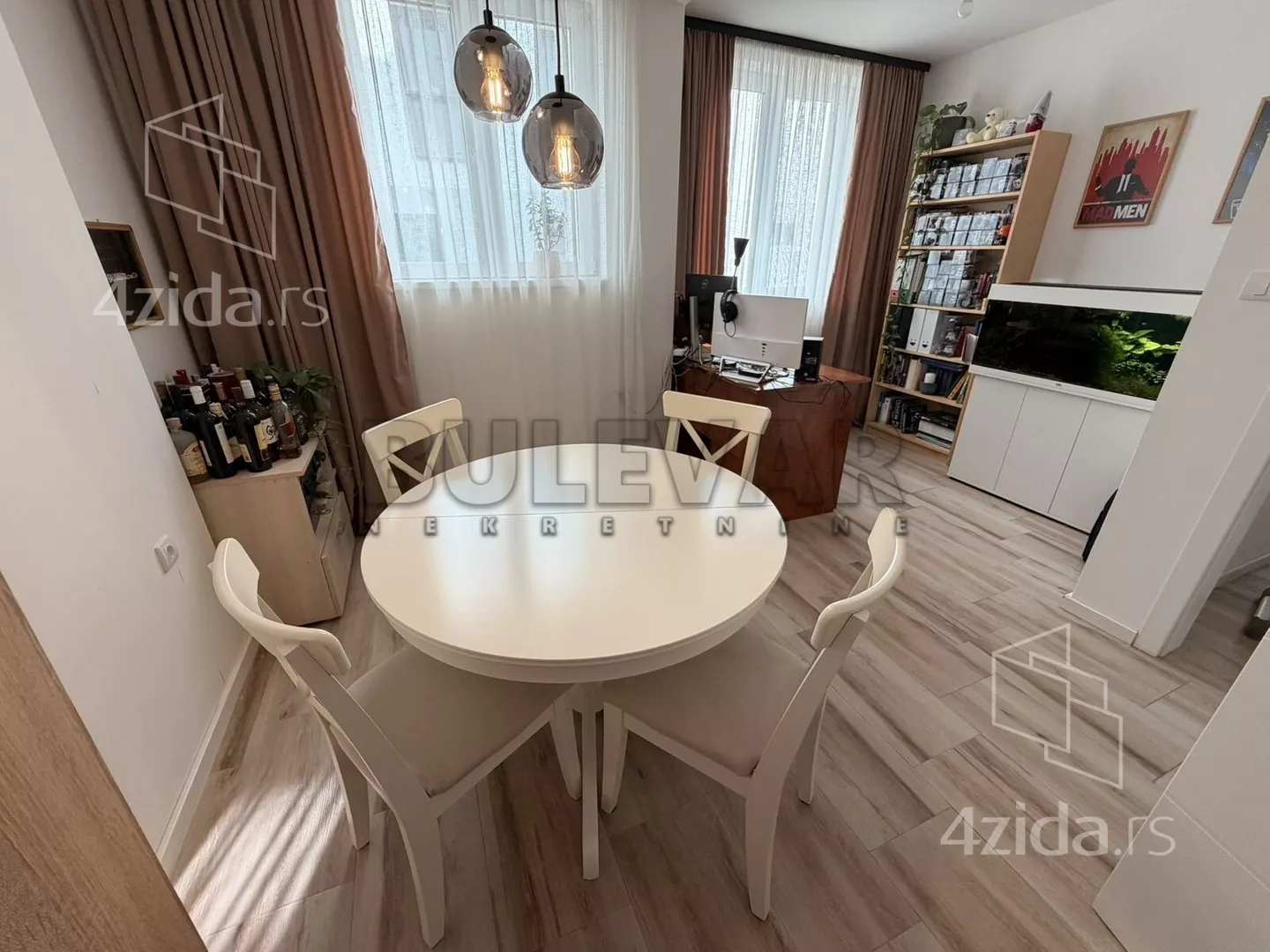 Troiposoban stan | 4zida