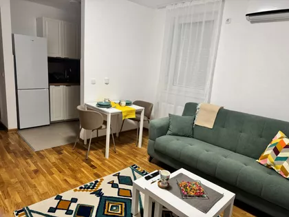 Dušana Petrovića Šaneta 4 | 4zida.rs