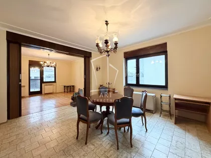 Njegoševa | 4zida.rs