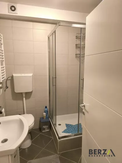 Bulevar Patrijarha Pavla (Somborski Bulevar) | 4zida.rs