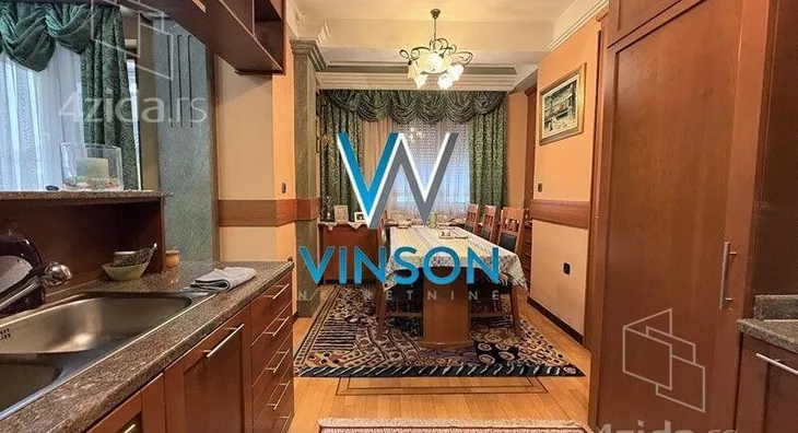 Šestosoban stan | 4zida