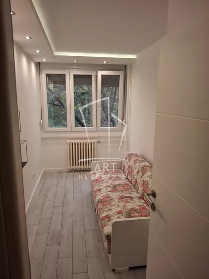 Bulevar Peka Dapčevića | 4zida.rs