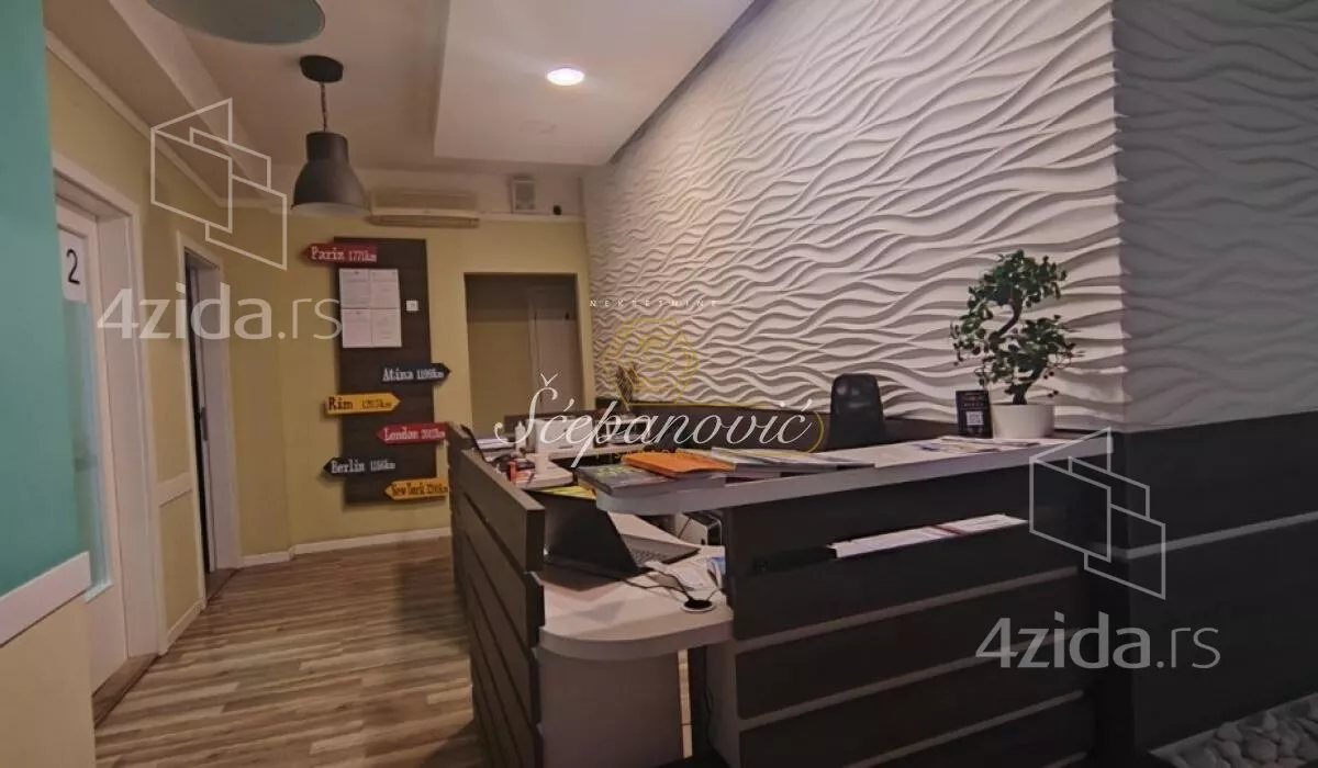 Sedmosoban stan | 4zida