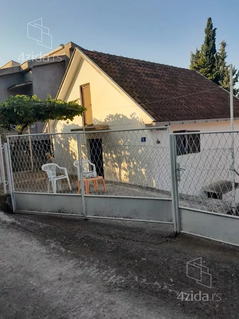 5-etažna kuća | 4zida