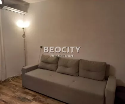 Dušana Vasiljeva | 4zida.rs